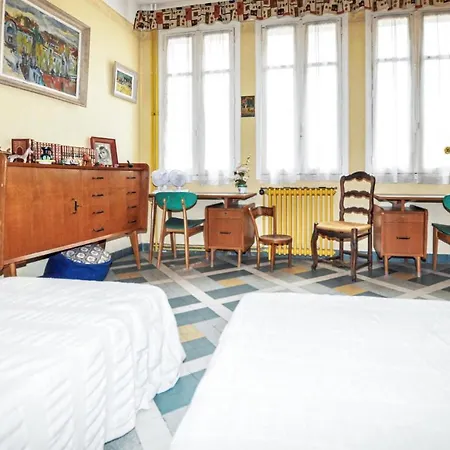 2 Bedroom Amazing In * Carcassonne