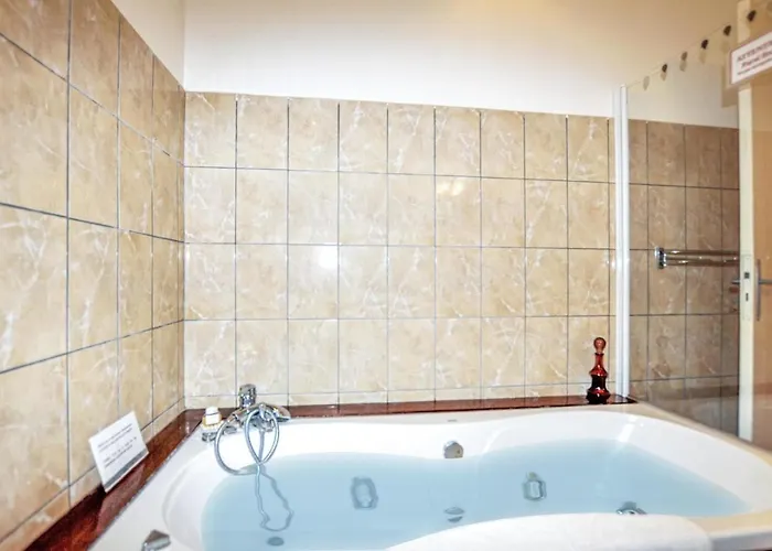 2 Bedroom Gorgeous In